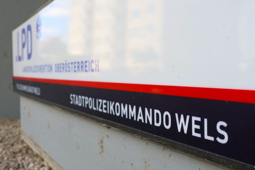 40 Jahre ohne Führerschein: Polizei stoppte Autolenker in Wels bei Verkehrskontrolle