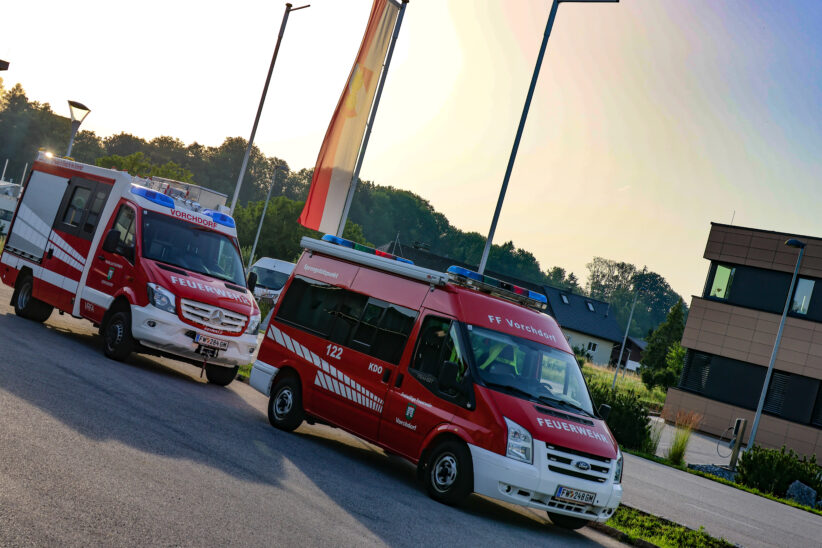 "Potschen": Einsatzkräfte zu vermeintlich schwerem Unfall auf Westautobahn in Eberstalzell alarmiert