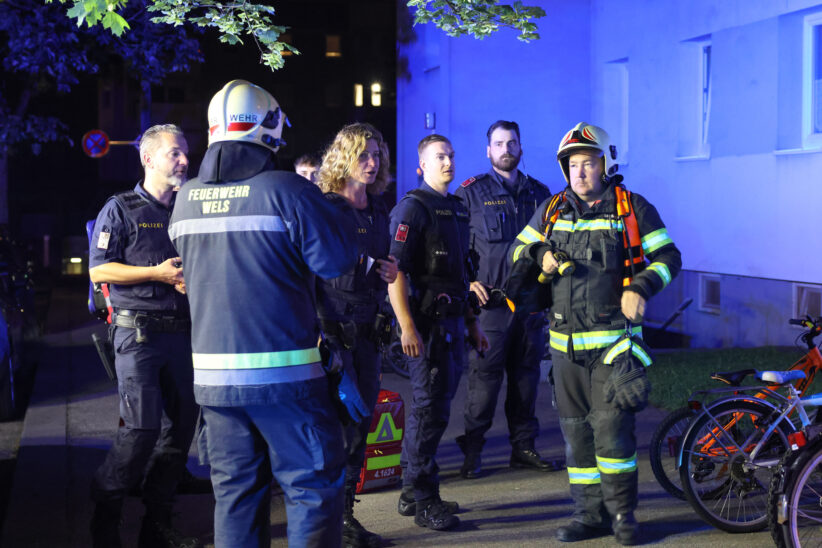 Kurioser Einsatz: Ein Verletzter nach gemeldetem Wohnungsbrand ohne Brand in Wels-Neustadt