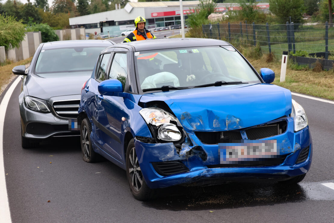 Verkehrsunfall mit drei beteiligten PKW ins Gunskirchen forderte eine verletzte Person